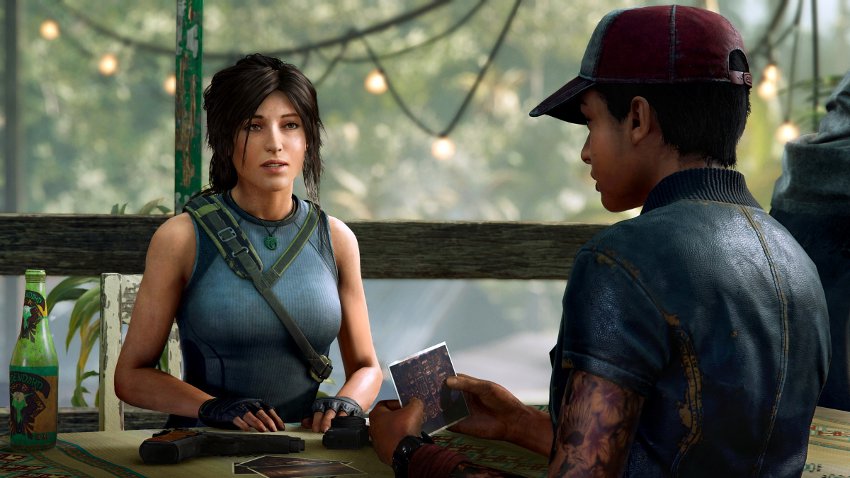 Лара Крофт и ее напарник из игры Shadow of the Tomb Raider